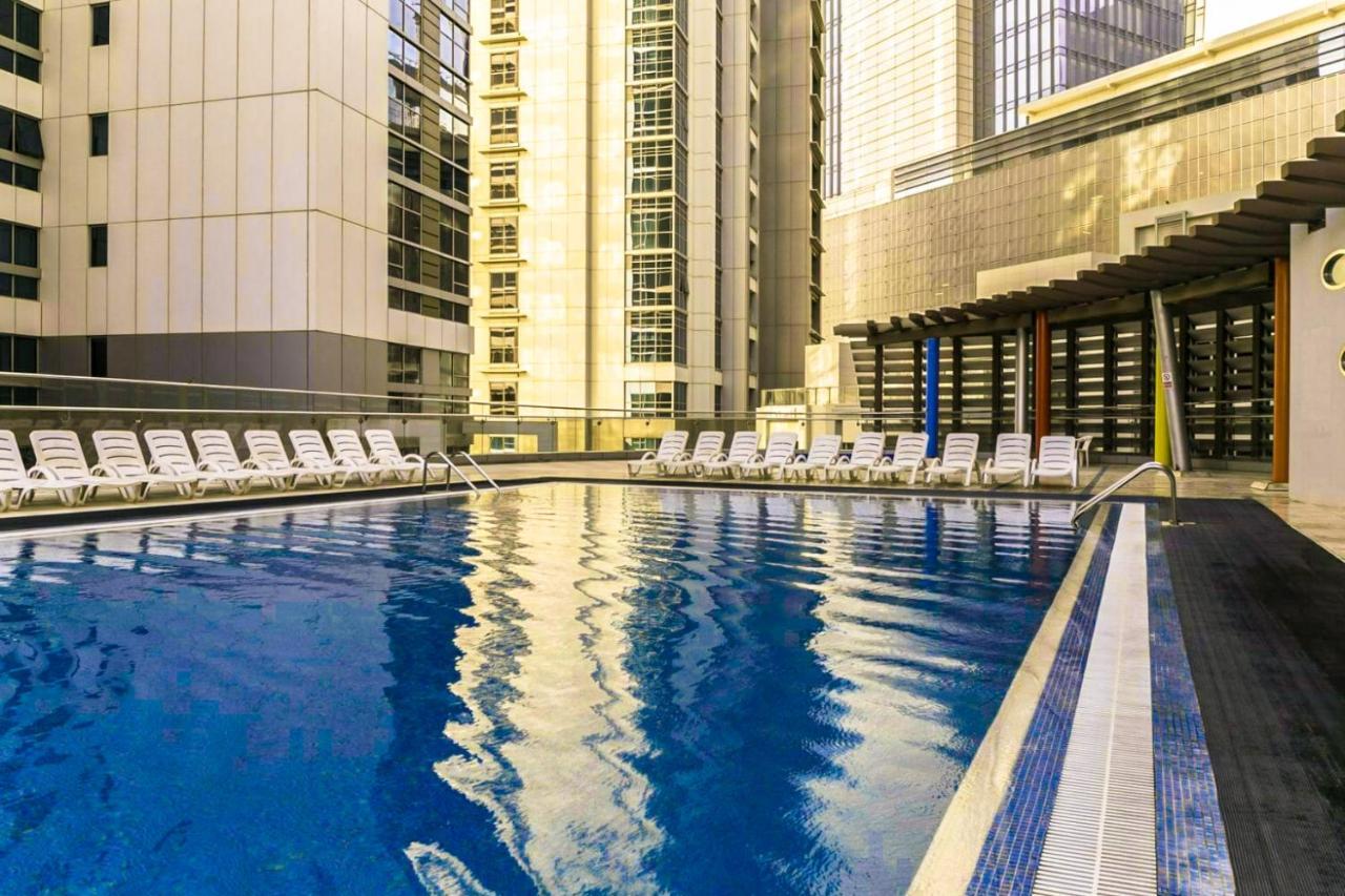 Higuests - Roomy Apt With Infinity Pool Close To Burj Khalifa Dubai Eksteriør billede