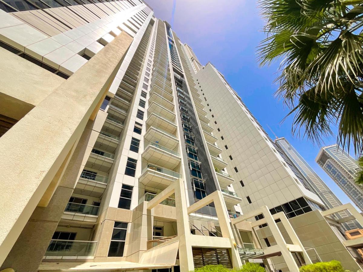 Higuests - Roomy Apt With Infinity Pool Close To Burj Khalifa Dubai Eksteriør billede