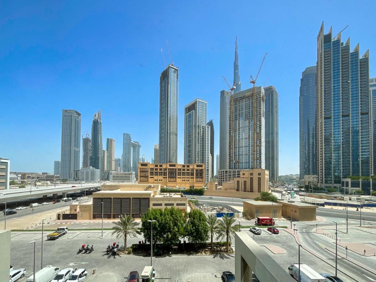 Higuests - Roomy Apt With Infinity Pool Close To Burj Khalifa Dubai Eksteriør billede